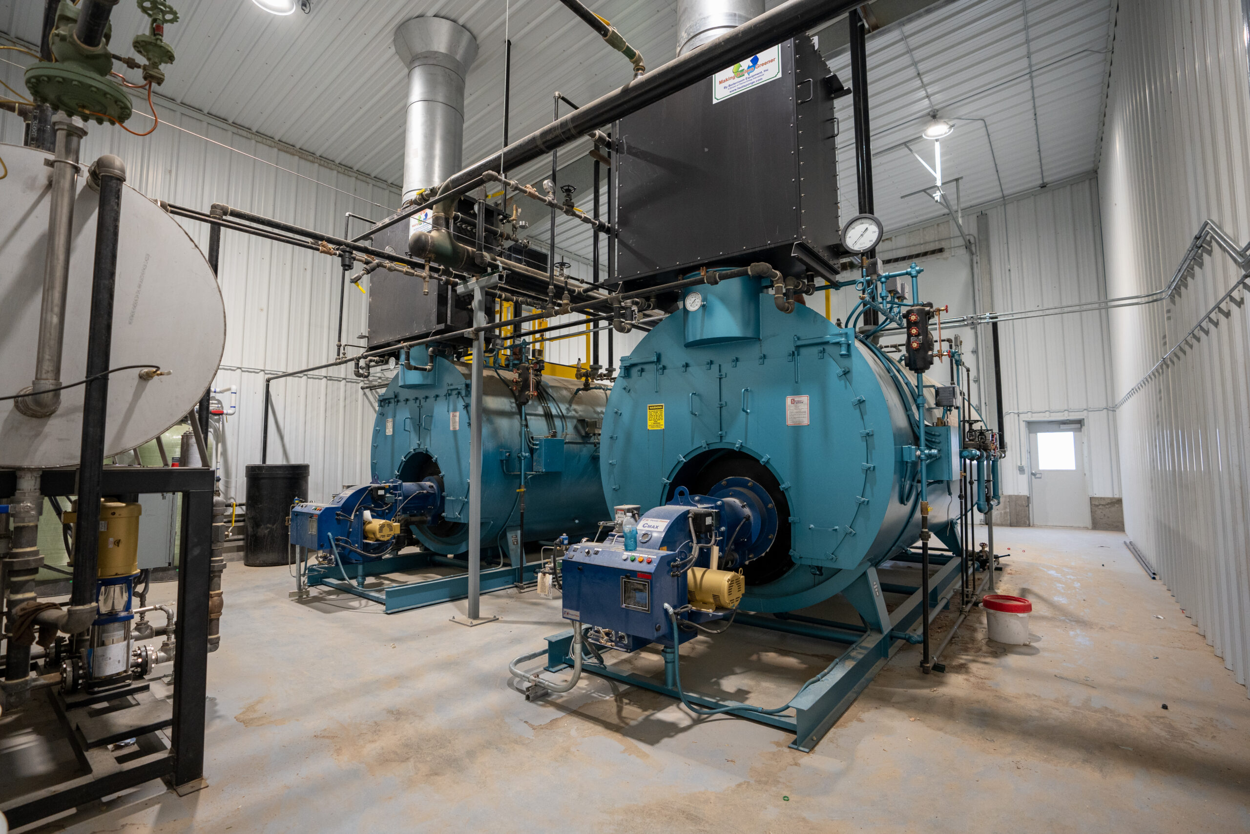 Nutrition Technology Foote Cattle Company uses state-of-the-art equipment to produce top-quality additives for rations at all feedyards.